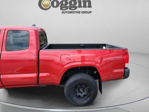 2017 Toyota Tacoma SR