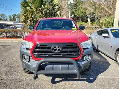 2017 Toyota Tacoma SR