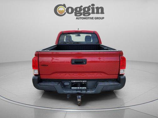 2017 Toyota Tacoma SR