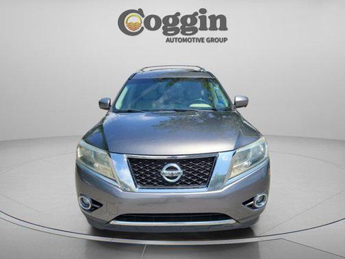 Gun Metallic 2016 Nissan Pathfinder Platinum