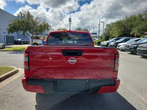 2023 Nissan Frontier SV