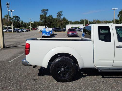 2013 Nissan Frontier S