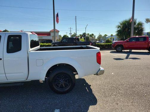 2013 Nissan Frontier S