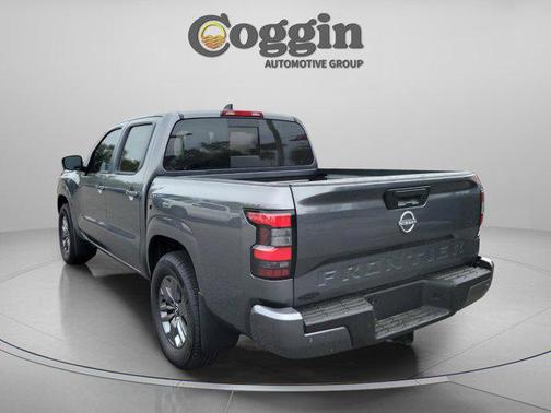 Gun Metallic 2026 Nissan Frontier SV