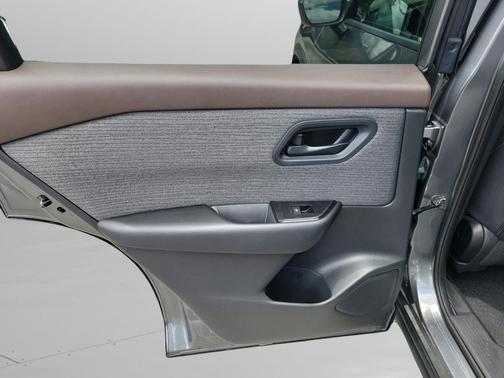 Gun Metallic 2023 Nissan Rogue S
