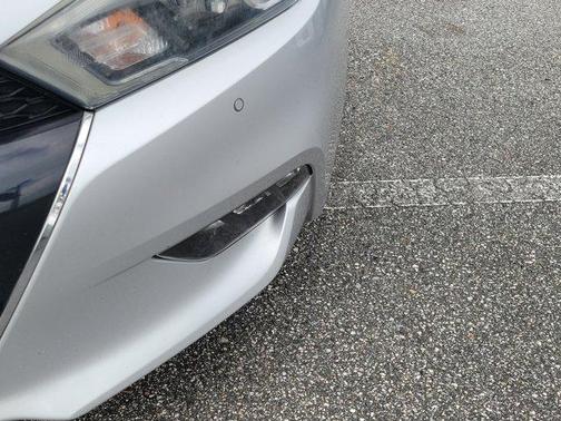 Brilliant Silver 2018 Nissan Maxima 3.5 SV