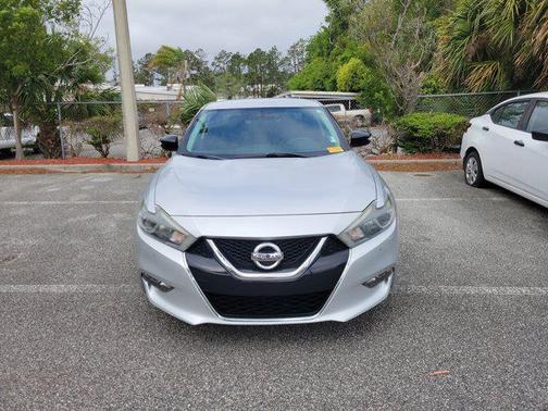 Brilliant Silver 2018 Nissan Maxima 3.5 SV