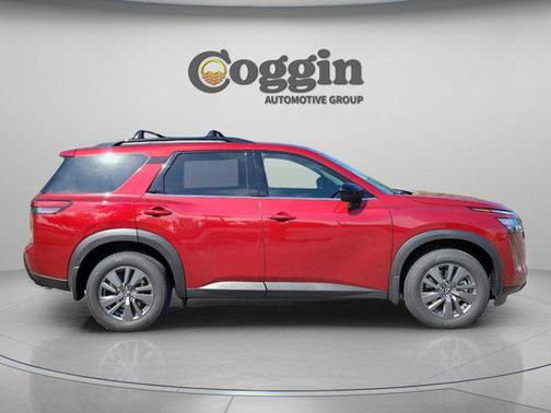 Scarlet Ember Tintcoat 2026 Nissan Pathfinder SV