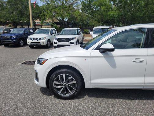 2023 Audi Q5 45 S line Premium Plus