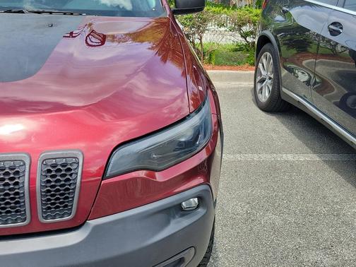 Velvet Red Pearlcoat 2020 Jeep Cherokee Trailhawk