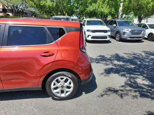 2023 Kia Soul LX