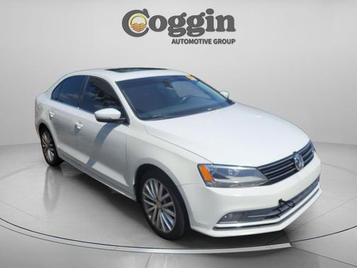 Pure White 2017 Volkswagen Jetta 1.4T S