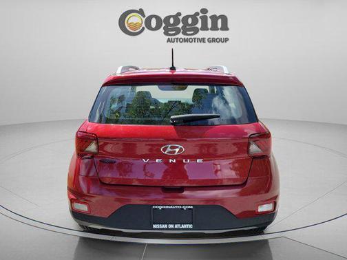 Scarlet Red Pearl 2023 Hyundai VENUE Limited