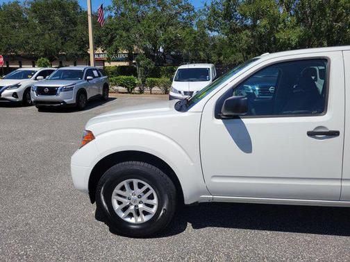 2016 Nissan Frontier SV