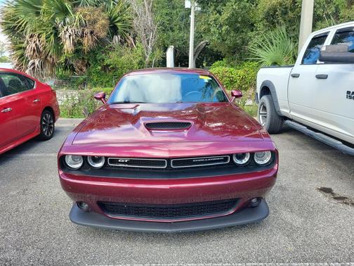 Octane Red Pearlcoat 2022 Dodge Challenger GT