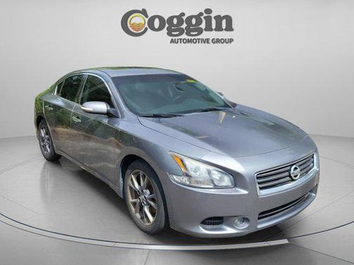 Gun Metallic 2014 Nissan Maxima S
