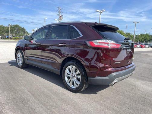 2020 Ford Edge Titanium