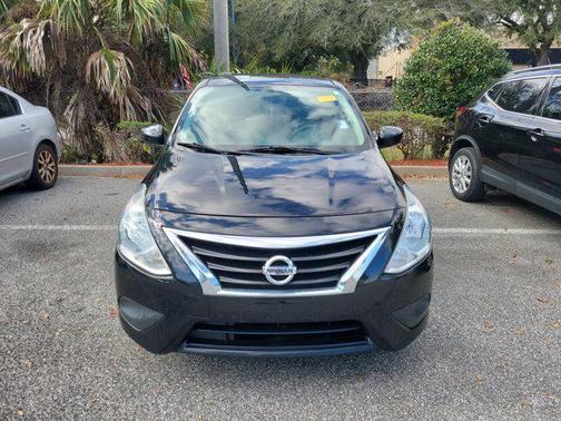 2015 Nissan Versa 1.6 SV