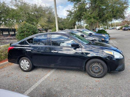 2015 Nissan Versa 1.6 SV