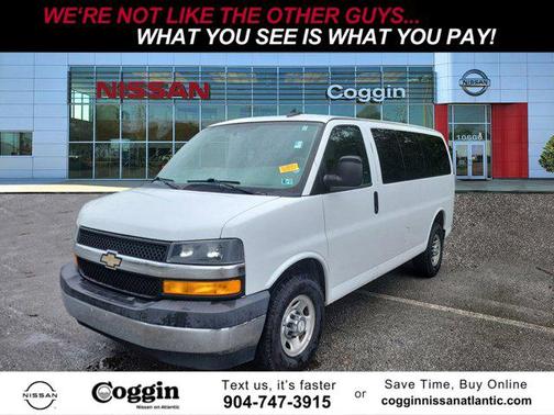 2017 Chevrolet Express 2500 LT