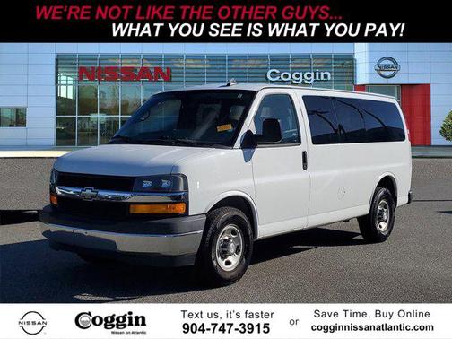 2017 Chevrolet Express 2500 LT
