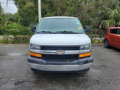 2017 Chevrolet Express 2500 LT