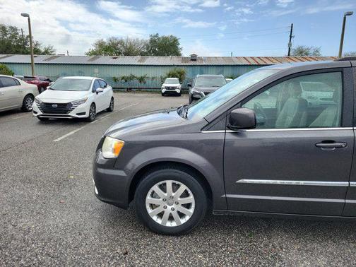 2015 Chrysler Town & Country Touring