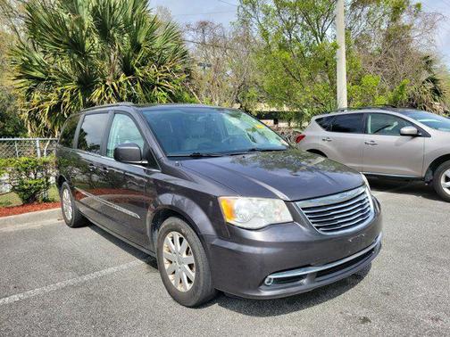 2015 Chrysler Town & Country Touring