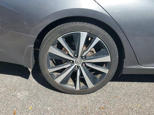 2020 Nissan Altima SR FWD