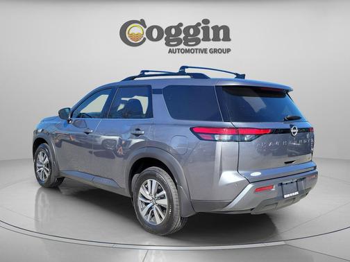 Gun Metallic 2026 Nissan Pathfinder SL