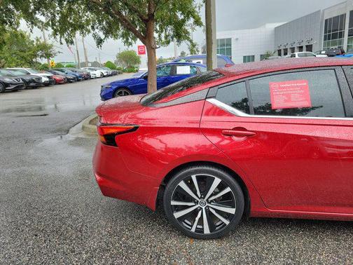 2020 Nissan Altima SR FWD