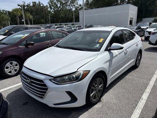 Quartz White Pearl 2017 Hyundai ELANTRA SE