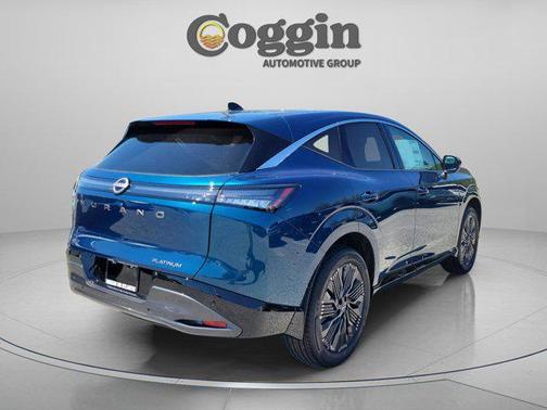 Aurora Blue Pearl Metallic 2026 Nissan Murano Platinum