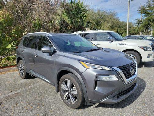 2022 Nissan Rogue SL
