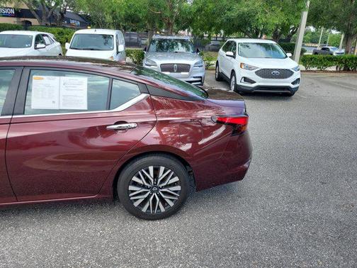 2024 Nissan Altima 2.5 SV