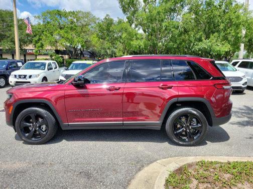 2023 Jeep Grand Cherokee Limited X