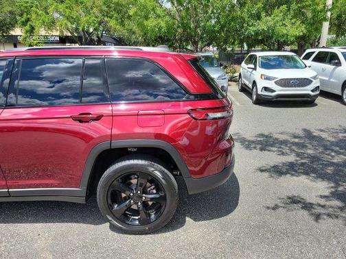2023 Jeep Grand Cherokee Limited X