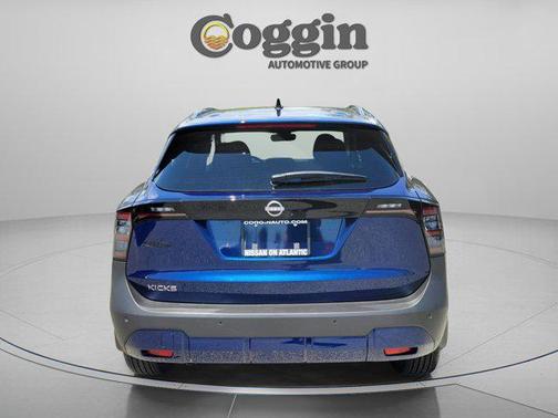 Deep Blue Pearl 2026 Nissan Kicks SV