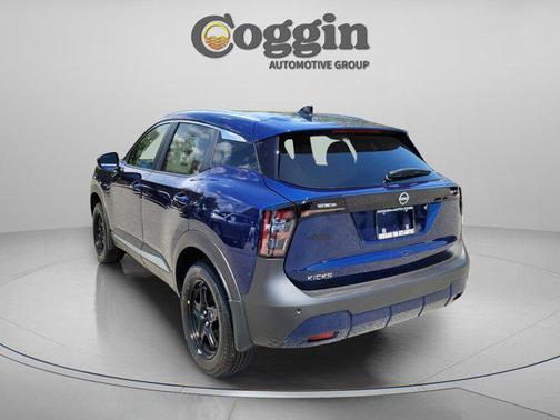 Deep Blue Pearl 2026 Nissan Kicks SV