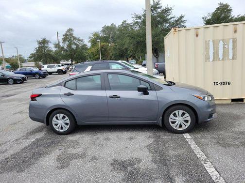 2020 Nissan Versa 1.6 S