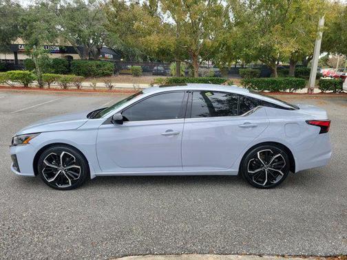 2024 Nissan Altima SR FWD