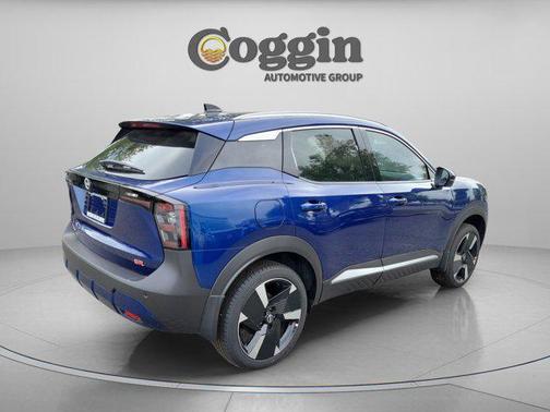 Deep Blue Pearl 2026 Nissan Kicks SR
