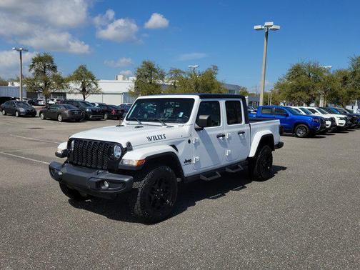 2021 Jeep Gladiator Willys 4x4