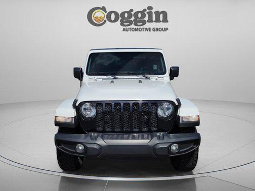 2021 Jeep Gladiator Willys 4x4