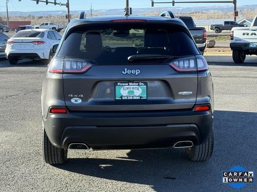 2022 Jeep Cherokee Latitude Lux