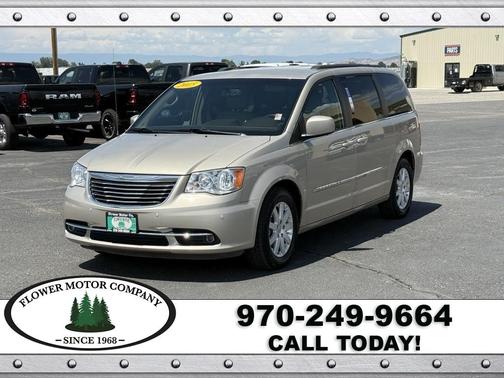 2015 Chrysler Town & Country Touring