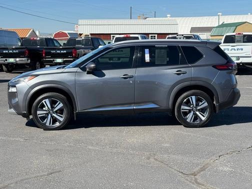 2021 Nissan Rogue SL