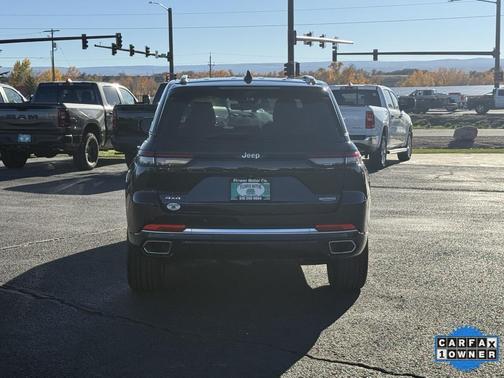 2024 Jeep Grand Cherokee Summit