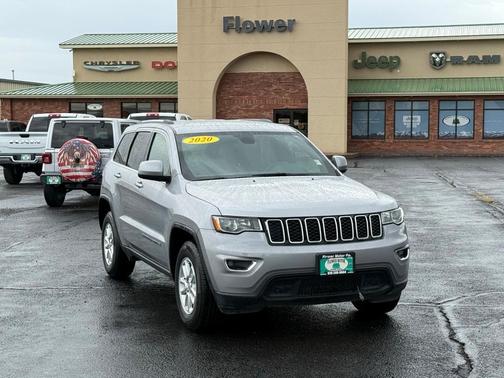 2020 Jeep Grand Cherokee Laredo