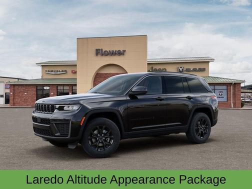 2026 Jeep Grand Cherokee Laredo